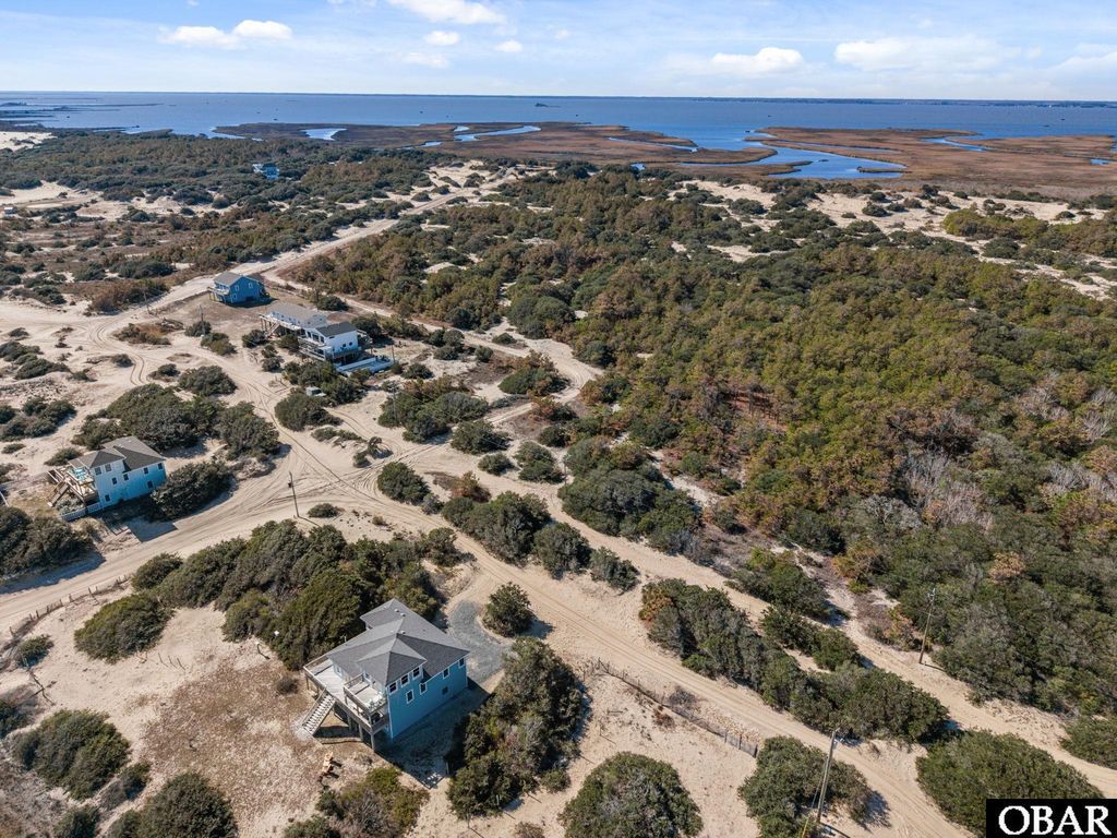 Image 11 of property listing at 1600 Ocean Pearl Road Lot 12, Corolla, NC 27927