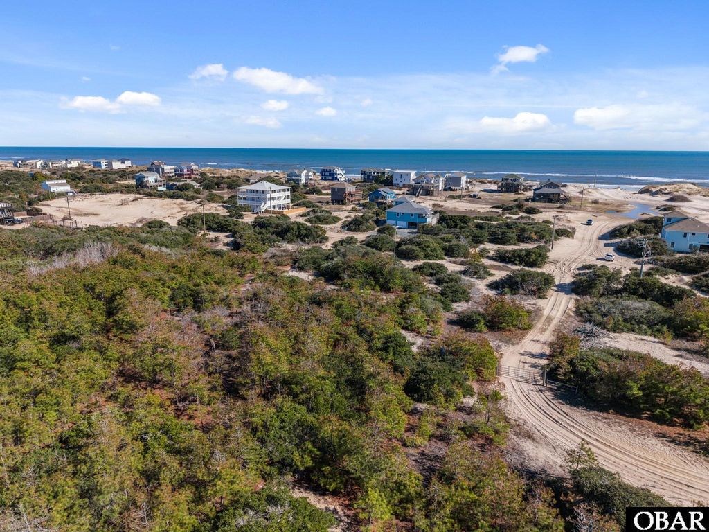 Image 7 of property listing at 1600 Ocean Pearl Road Lot 12, Corolla, NC 27927