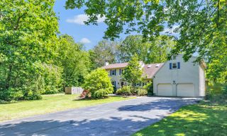 230 Tom Swamp Road, Hamden, CT 06518