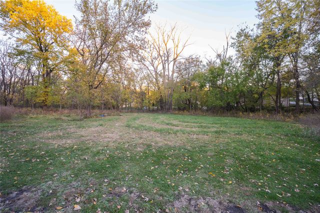 6620 Boston Avenue, Urbandale, IA 50322