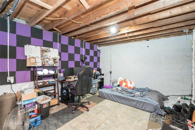 6620 Boston Avenue, Urbandale, IA 50322