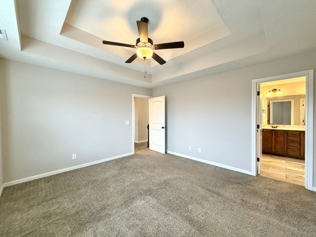 1137 Gentry Dr, Clarksville, TN 37043