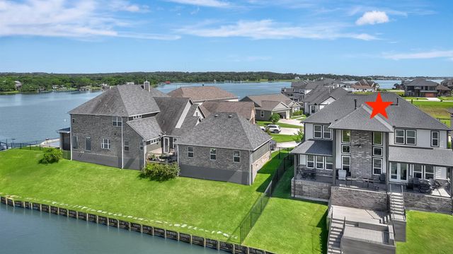 10700 S Lake Mist Lane, Willis, TX 77318