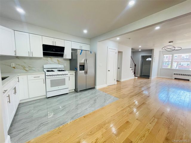 14014 68th Drive, Flushing, NY 11367