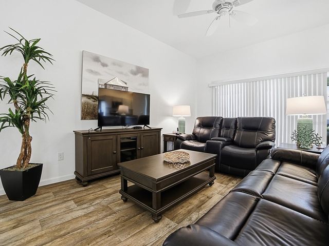 11368 LAUFERSKY LANE, Oxford, FL 34484