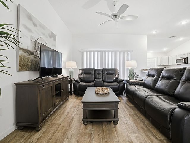 11368 LAUFERSKY LANE, Oxford, FL 34484