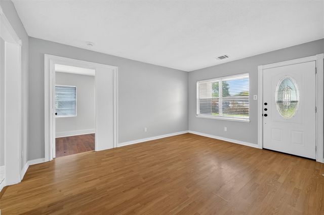 6741 Feldspar Street, Houston, TX 77092