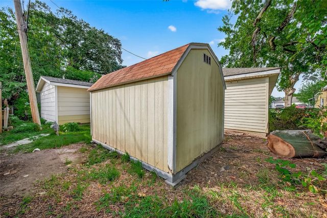 6741 Feldspar Street, Houston, TX 77092