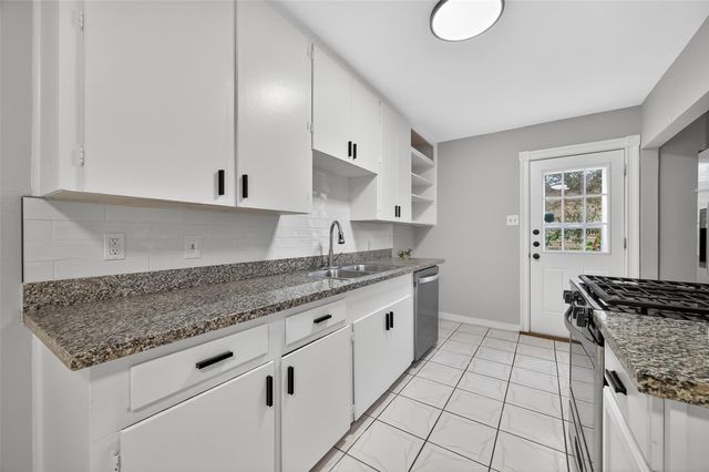 6741 Feldspar Street, Houston, TX 77092