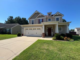 438 Roanoke Drive, Raeford, NC 28376