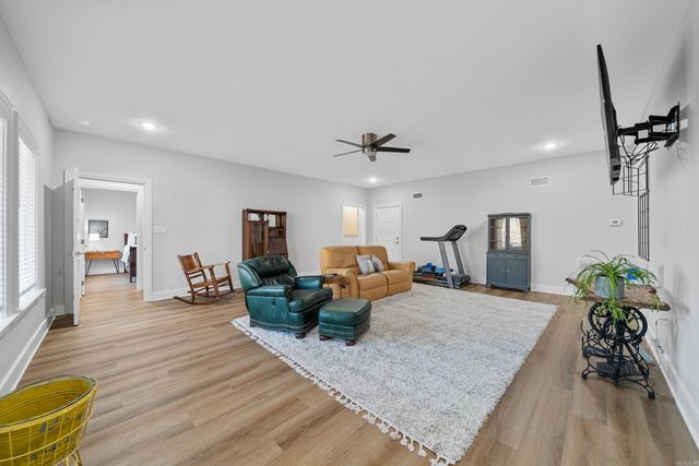 121 Oneida Way, Maumelle, AR 72113