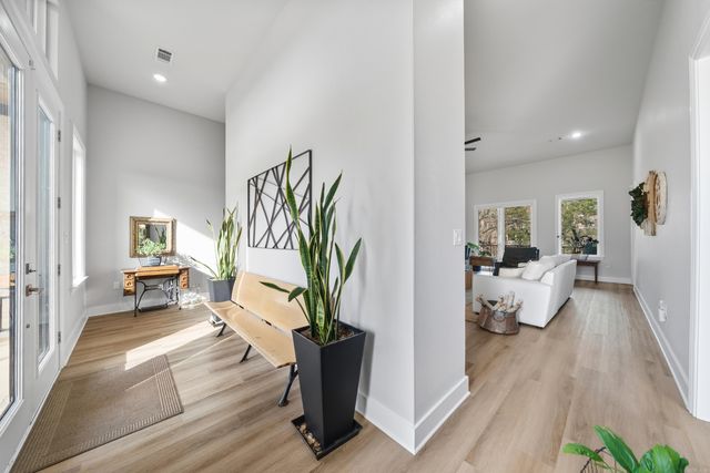 121 Oneida Way, Maumelle, AR 72113