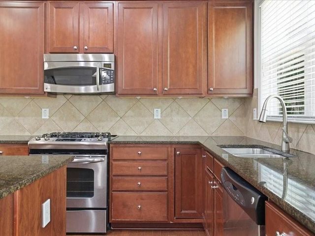 2705 Azalea Bluff Drive, Cumming, GA 30041