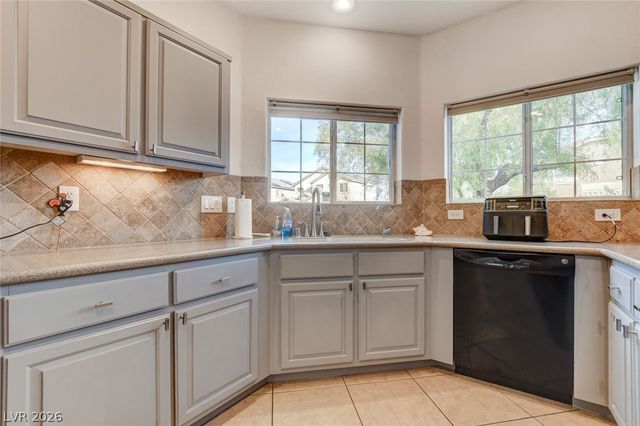 6037 Sea Cliff Cove Street, North Las Vegas, NV 89031