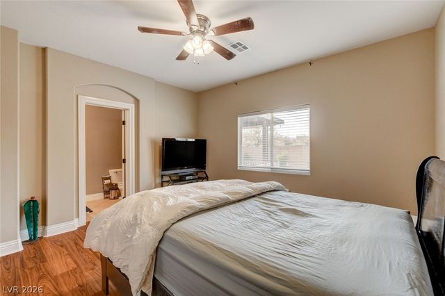 6037 Sea Cliff Cove Street, North Las Vegas, NV 89031