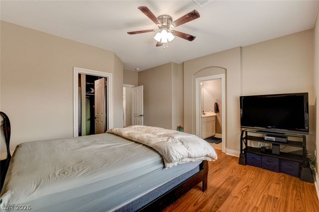 6037 Sea Cliff Cove Street, North Las Vegas, NV 89031