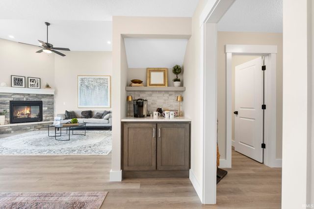 511 Caribou Crossing, Auburn, IN 46706