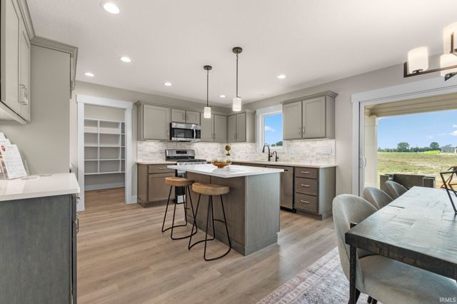 511 Caribou Crossing, Auburn, IN 46706