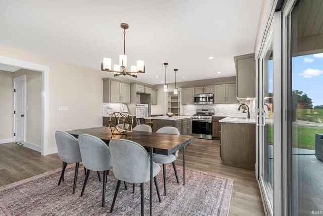 511 Caribou Crossing, Auburn, IN 46706