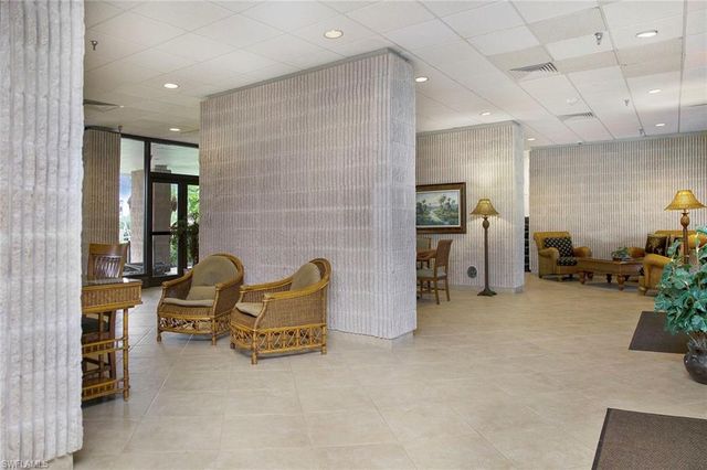 380 Seaview CT # 805, Marco Island, FL 34145