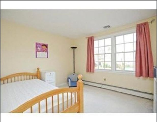 49 Cottonwood Road, Wellesley, MA 02482