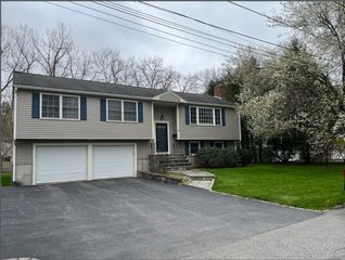 49 Cottonwood Road, Wellesley, MA 02482