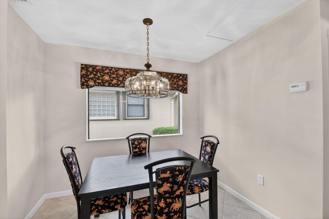 8046 Via Grande, Boynton Beach, FL 33437