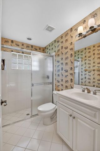 8046 Via Grande, Boynton Beach, FL 33437