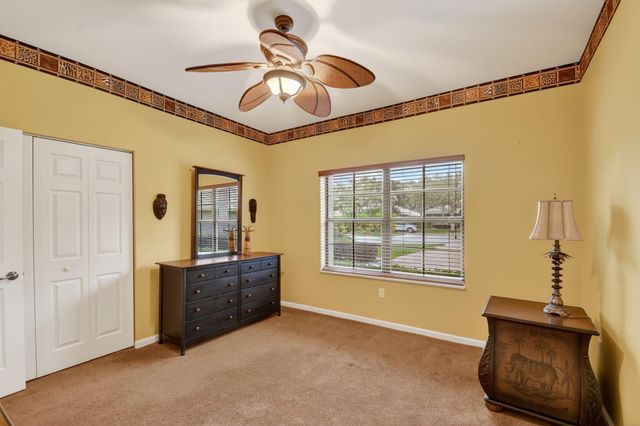 8046 Via Grande, Boynton Beach, FL 33437