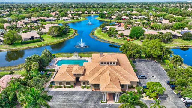 8046 Via Grande, Boynton Beach, FL 33437