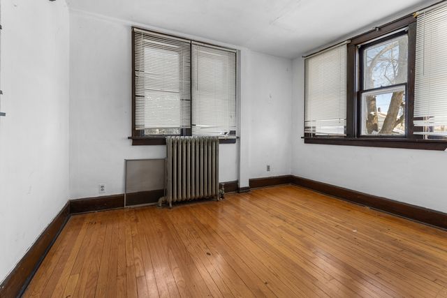 221 Rome Avenue, Rockford, IL 61107