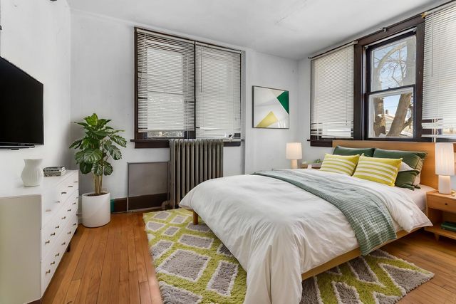 221 Rome Avenue, Rockford, IL 61107