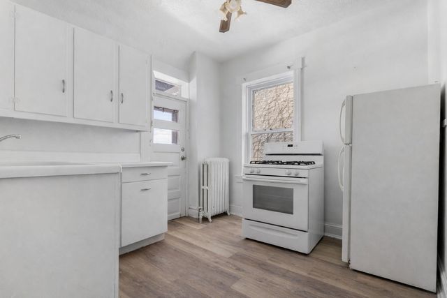 221 Rome Avenue, Rockford, IL 61107