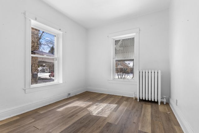 221 Rome Avenue, Rockford, IL 61107