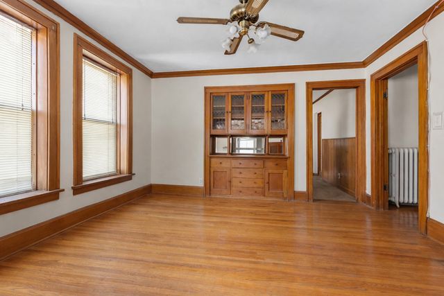 221 Rome Avenue, Rockford, IL 61107