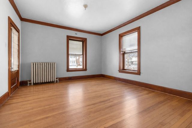 221 Rome Avenue, Rockford, IL 61107