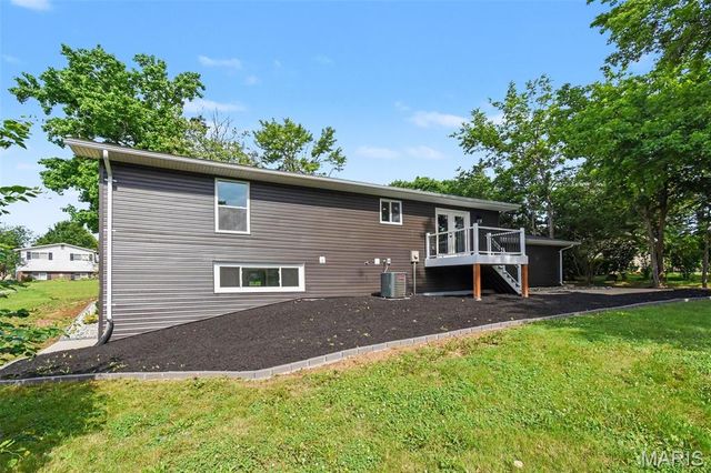 4 Lussac Court, Lake St Louis, MO 63367