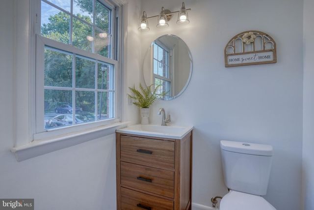 1608 BARNABY ST, Newark, DE 19702