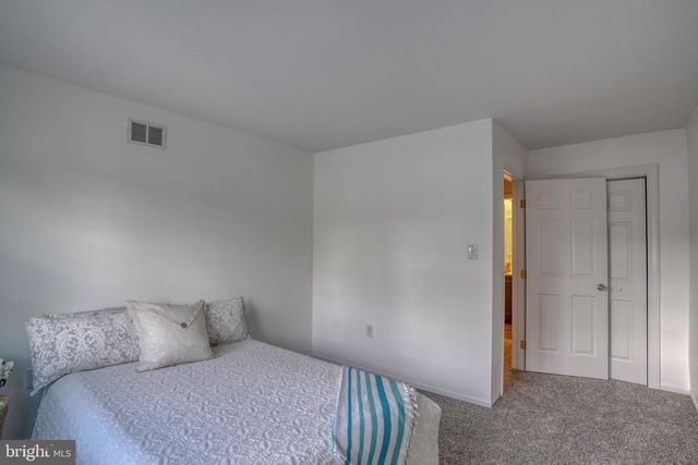 1608 BARNABY ST, Newark, DE 19702