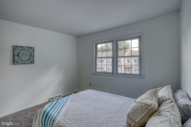 1608 BARNABY ST, Newark, DE 19702