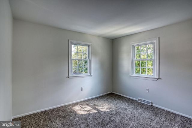 1608 BARNABY ST, Newark, DE 19702