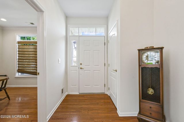 47 Yates Road, Manalapan, NJ 07726