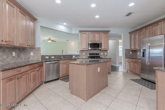 608 SPRUCE CREEK Road, St. Johns, FL 32259
