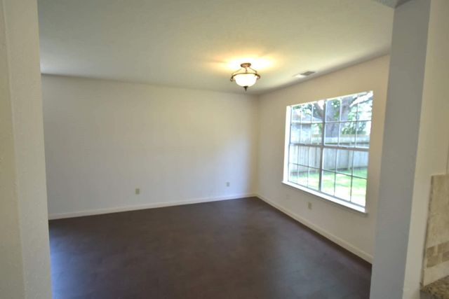 2914 Silent Drive, Sugar Land, TX 77498