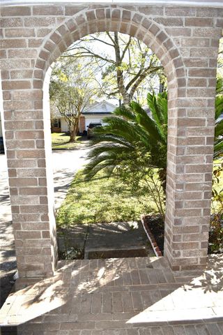 2914 Silent Drive, Sugar Land, TX 77498