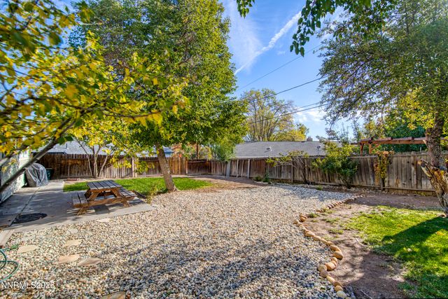 880 Pennsylvania Drive, Reno, NV 89503