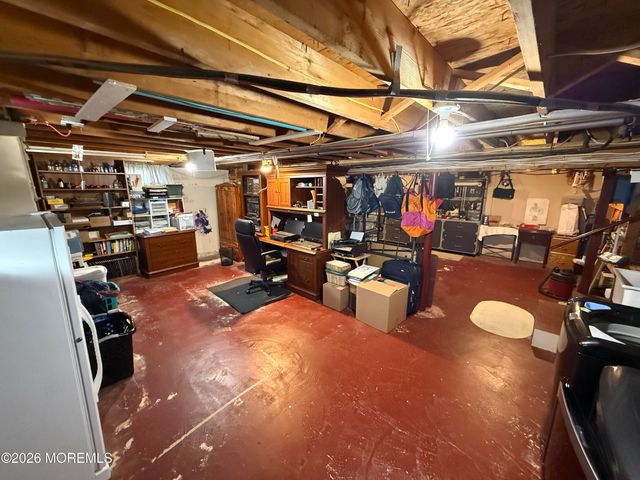 4 Cambridge Court, Toms River, NJ 08753