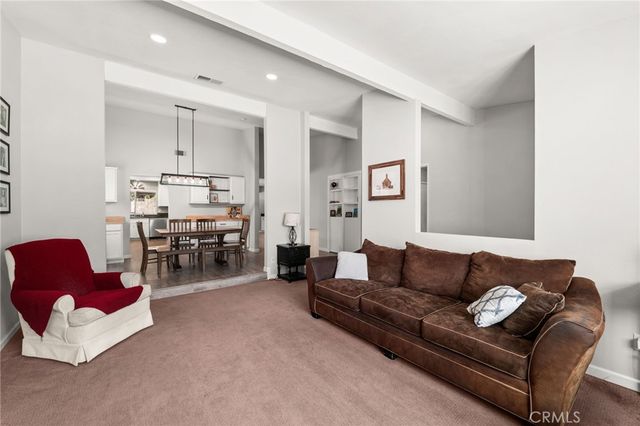 1370 Maywood Avenue, Upland, CA 91786