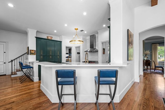 6130 Lavendale Avenue, Dallas, TX 75230