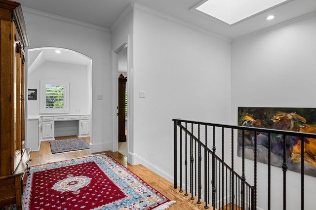 6130 Lavendale Avenue, Dallas, TX 75230